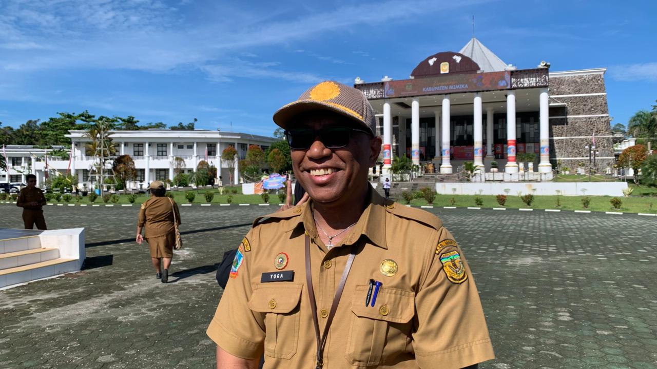 Kepala Dinas PUPR Kabupaten Mimika, Inosensius Yoga Pribadi. (Foto: Cenderawasih Pos/Moh. Wahyu Welerubun).
