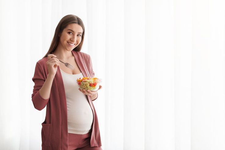 (Foto: Ilustrasi ibu hamil) Pinterest.