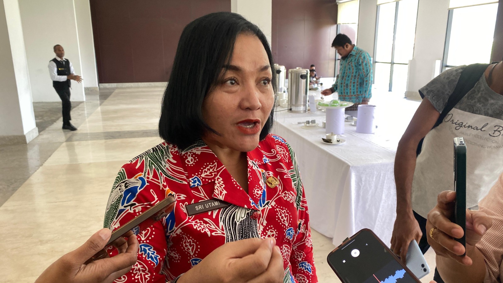 Kepala Dinas Pangan Papua Sri Utami. (Ceposonline.com/Jimi)