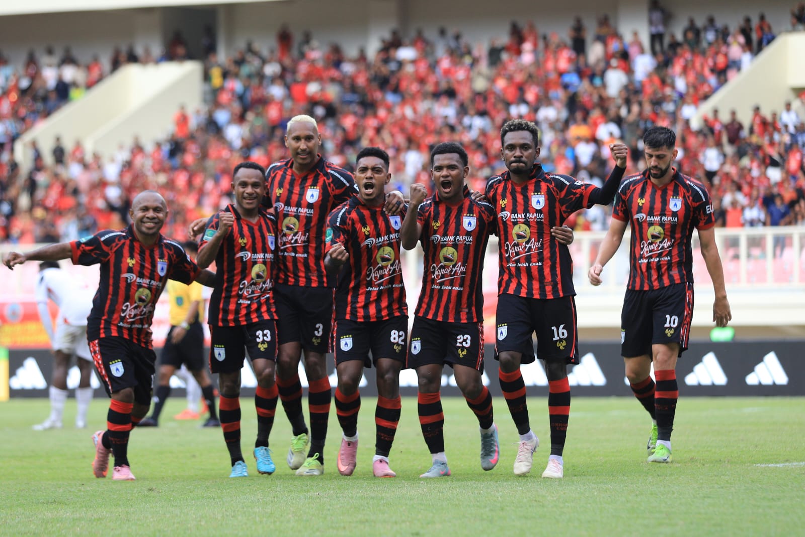 Tim Persipura Jayapura. (CEPOSONLINE.COM/ERIANTO)
