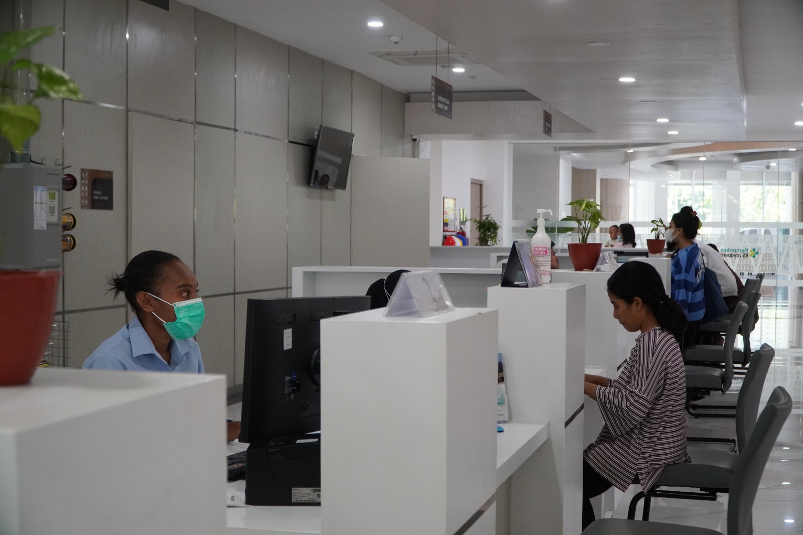 Suasana pelayanan di RSUP Jayapura, Senin (2/2/2026).(CEPOSONLINE.COM/Humas RSUP Jayapura)