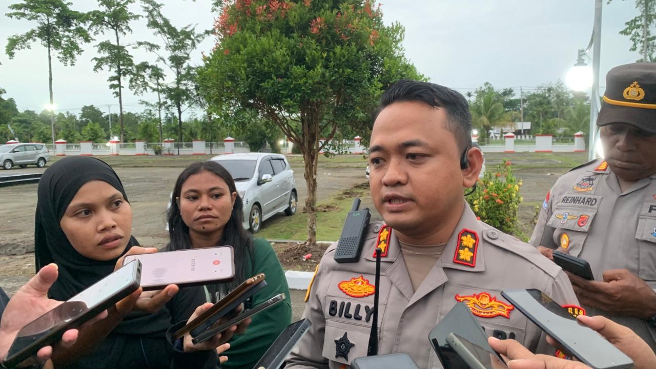 Kapolres Mimika, AKBP Billyandha Hildiario Budiman. (Foto: CEPOSONLINE.COM/MOH. WAHYU WELERUBUN).