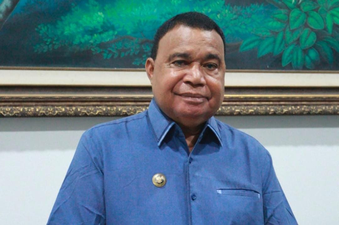 Bupati Kepulauan Yapen, Benyamin Arisoy.(CEPOSONLINE.COM/DOKUMEN)