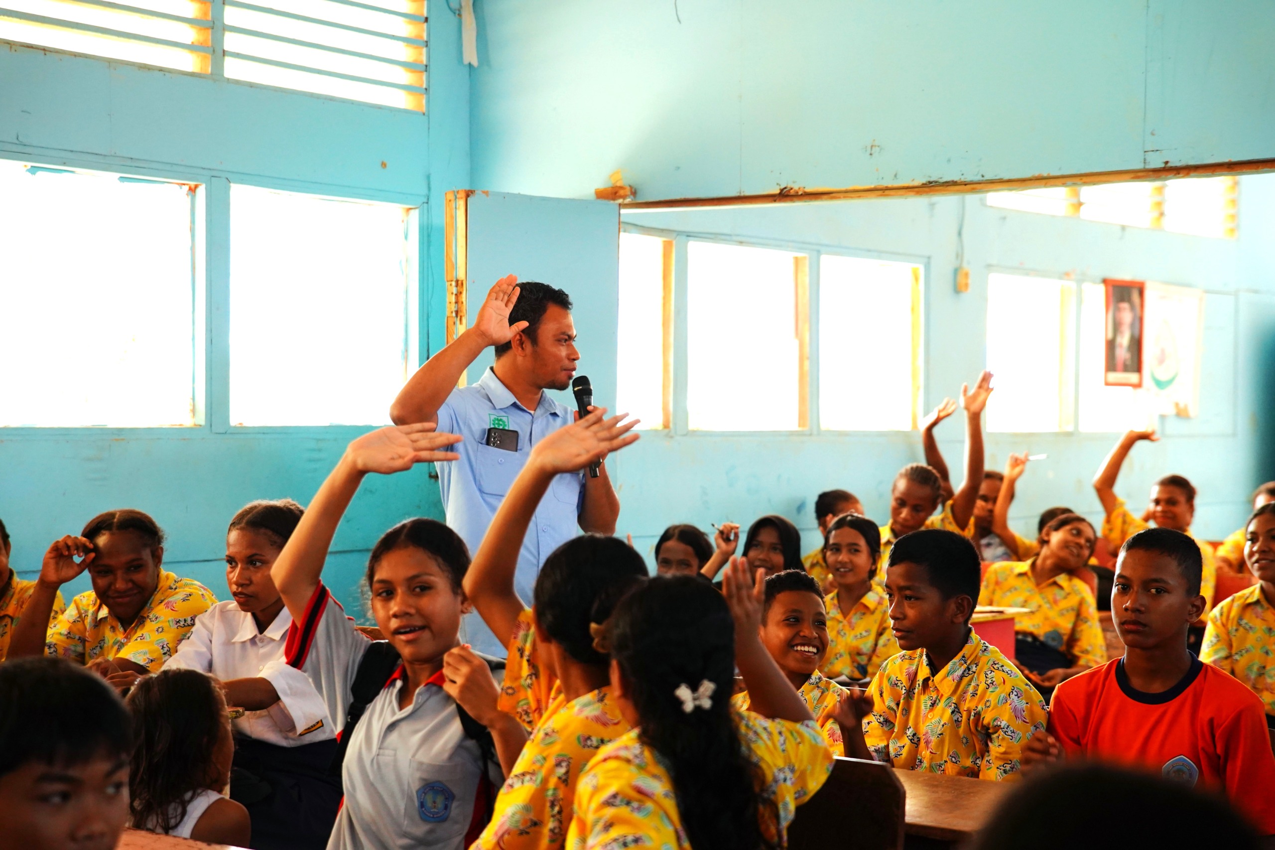 Sosialisasi Bahaya Narkoba di SMPN Camp 19, Distrik Jair, Kabupaten Boven Digoel, Papua Selatan, Rabu (11/2/2026).  (Ceposonline.com/Humas TSE Group)