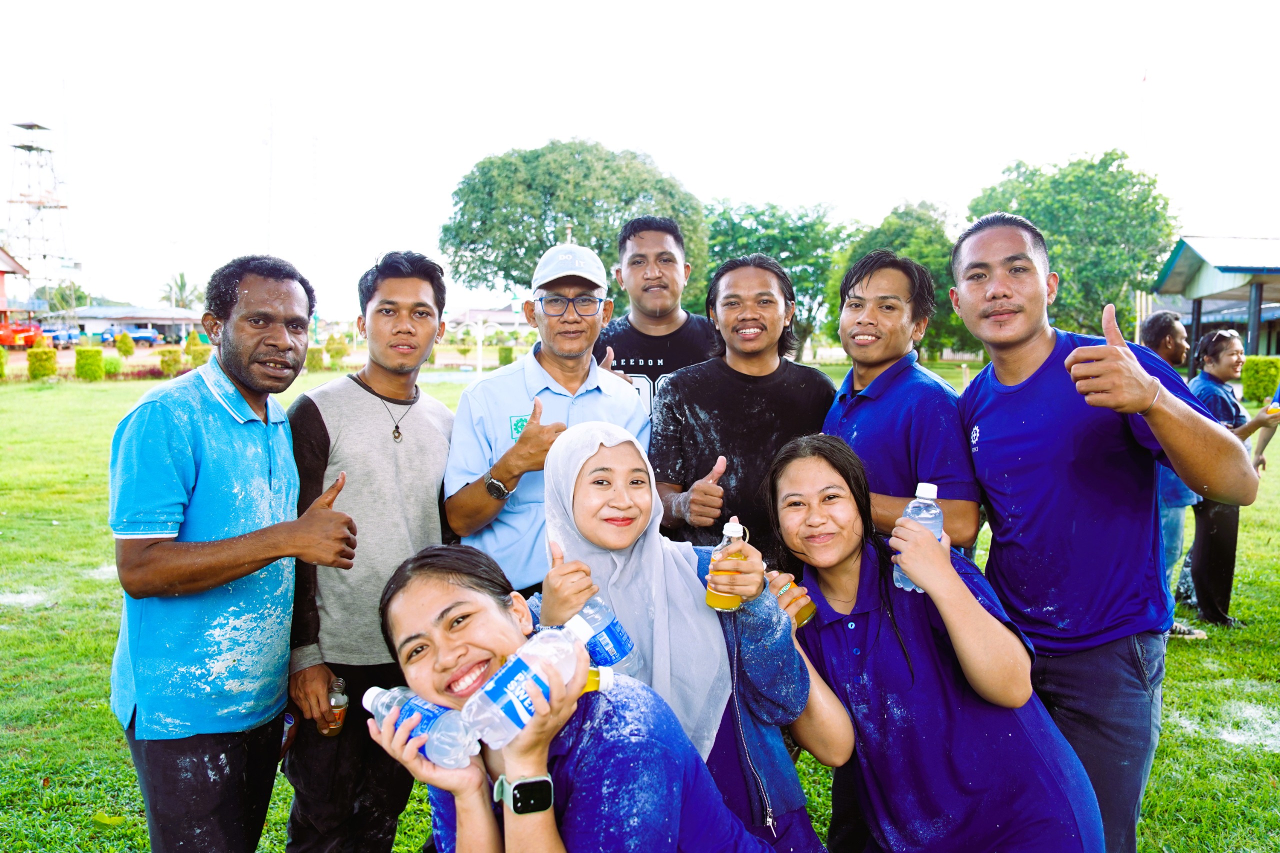 Potret Anak OAP di areal kantor Tunas Sawa Erma Group.