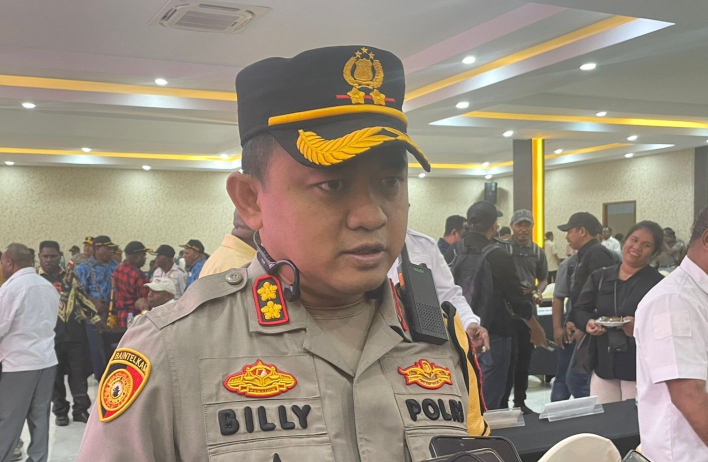 Kapolres Mimika AKBP Billyandha Hildiario Budiman. (CEPOSONLINE.COM/MOH. WAHYU WELERUBUN).