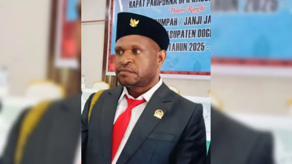 Wakil Ketua I DPR Kabupaten Dogiyai, Vitalis Kegiye. (CEPOSONLINE.COM/ISTIMEWA)