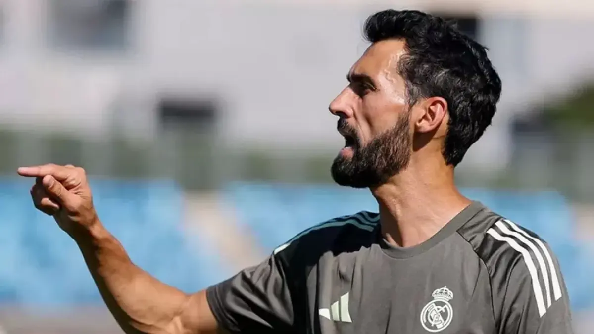 Pelatih Real Madrid Alvaro Arbeloa. (PADEKS/Real Madrid).