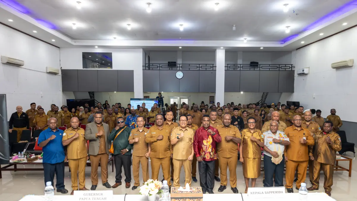 Pj. Sekda Papua Tengah saat Hadiri pembukaan RKPD tahun 2027 di aula RRI Nabire. (CEPOSONLINE.COM/HUMAS PEMPROV)&nbsp;