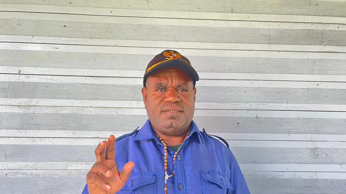 Ketua Pokja Adat MRP Papua Tengah, Yulius Wandagau. (CEPOSONLINE.COM/THERESIA F. TEKEGE)&nbsp;