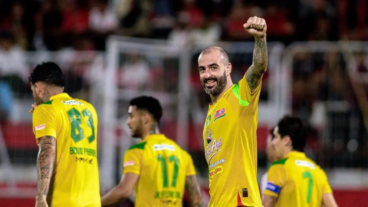 Persebaya Kembali Perlebar Keunggulan atas Malut United, Skor 2-0