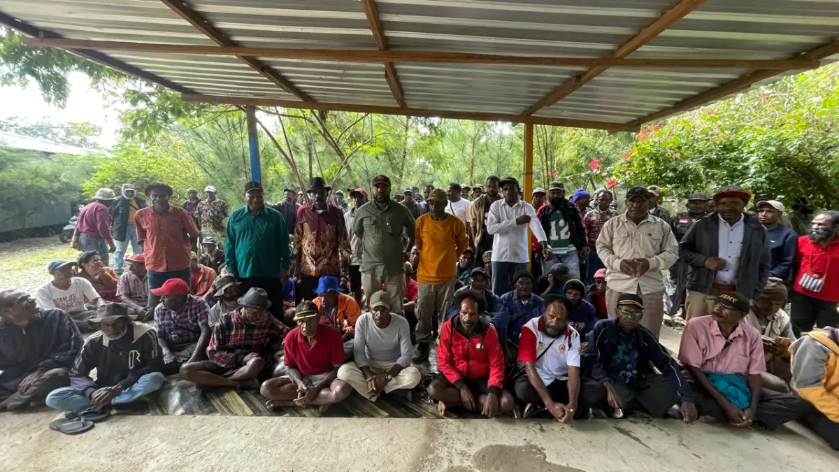328 Kepala Kampung di Kabupaten Jayawijaya saat berkumpul di sekretariat Asosiasi Kepala Kampung Sinakma Jumat (1/5/2026)