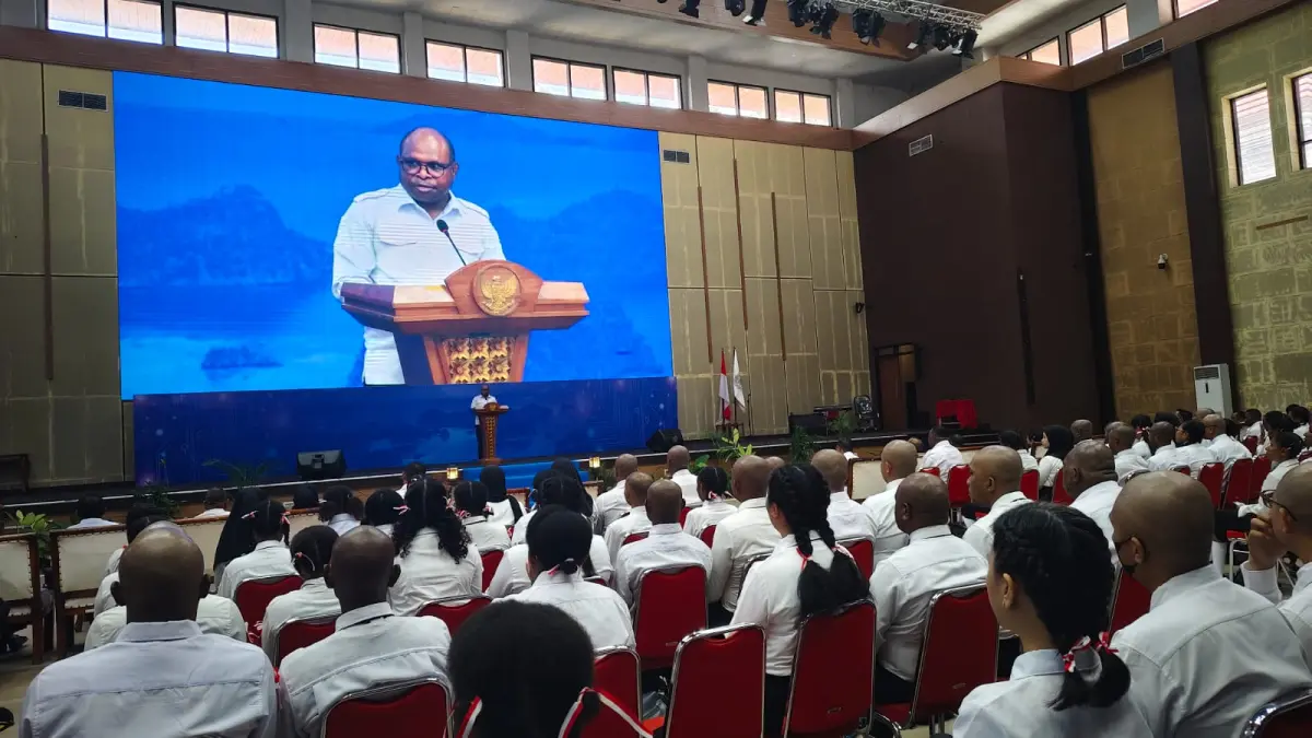 Wali Kota Sorong Septinus Lobat ketika memberikan sambutan.