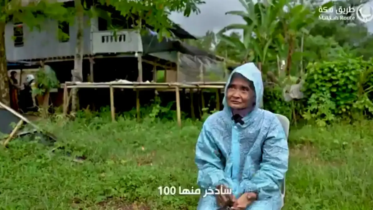 Nenek Jumaria Jemaah Haji Asal Maros Saat Diwawancara Makkah Route. (Foto: dok Makkah Route)