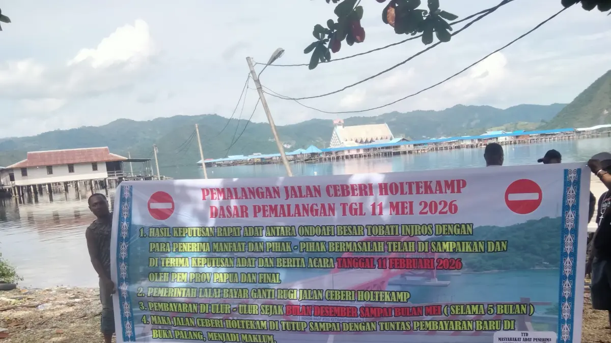 Masyarakat adat Tobati Enggros akan lakukan pemalangan di jalan masuk Pantai Cibery, Selasa (11/5/2026). (CEPOSONLINE.COM/JIMI) 