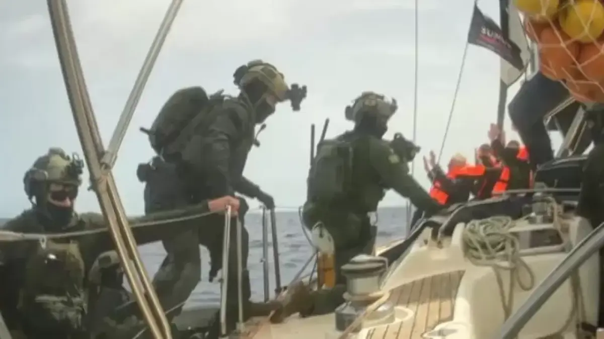 Tentara Israel mencegat Global Sumud dan menangkap aktivisnya. (istimewa)