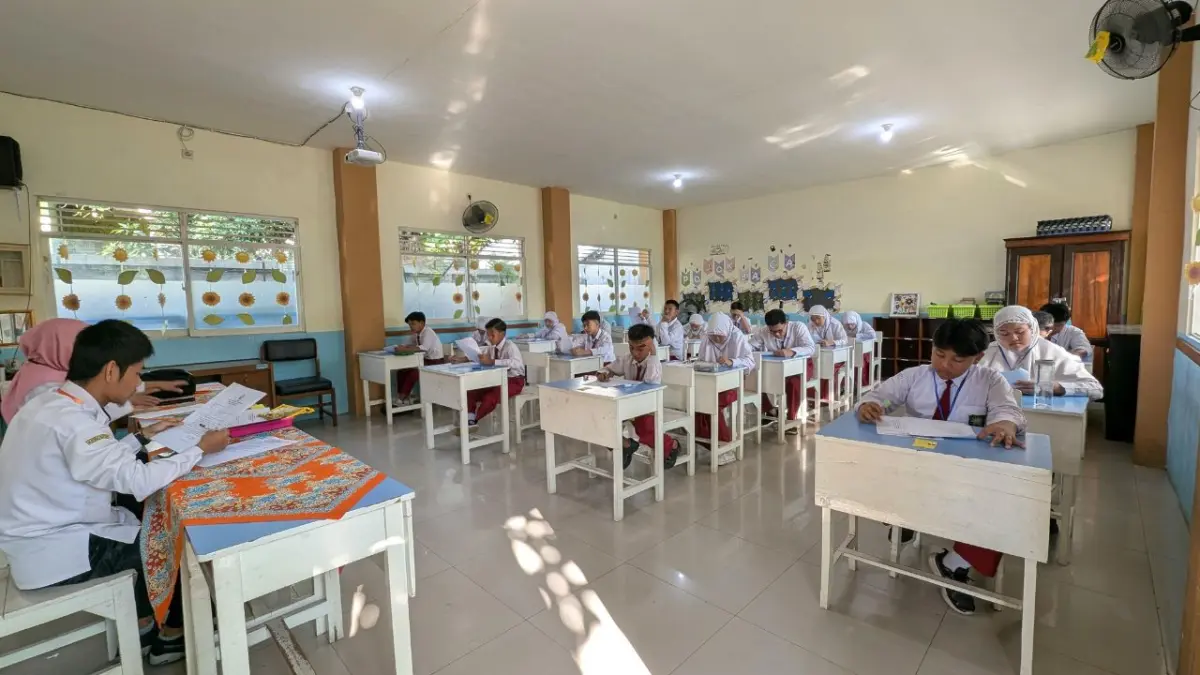 Ilustrasi suasana belajar-mengajar.(CANVA)