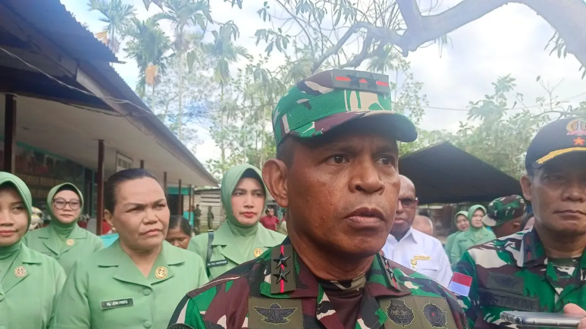 Mayjen TNI Frits Wilem Rizard Pelamonia
(Sulo/Ceposonline.com) &nbsp;