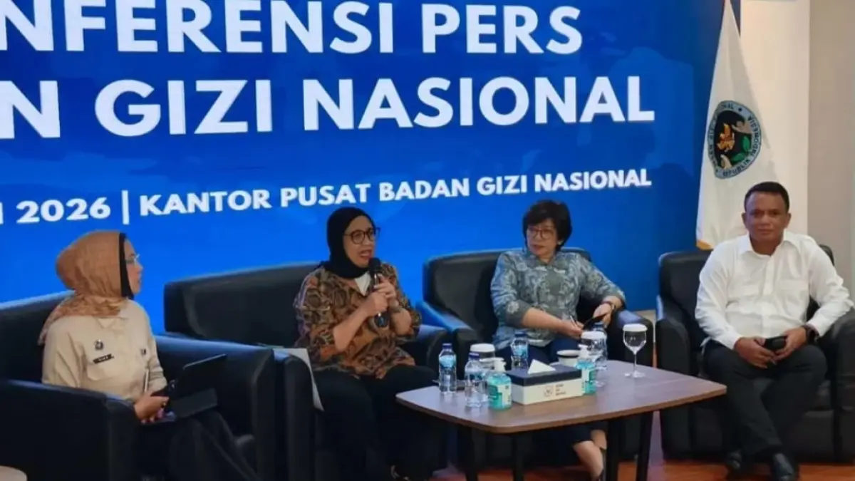 Kepala BGN Nanik S. Deyang dalam konferensi pers di Kantor BGN, Kamis (4/6/2026)/(Dimas Choirul/Jawapos.com)