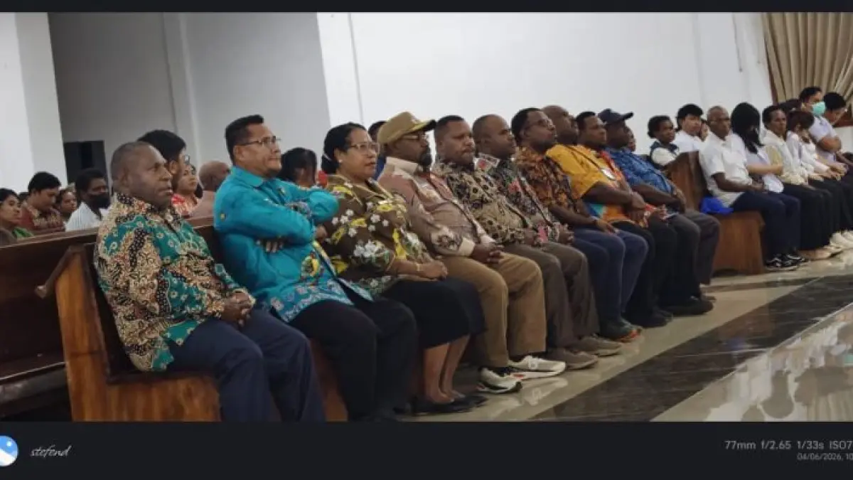 Pelepasan &nbsp;315 tenaga kontrak kesehatan yang akan ditempatkan pada 39 Puskesmas di seluruh wilayah Kabupaten Tolikara, Kamis (4/6/2026). (Ceposonline.com/Diskominfo Tolikara)