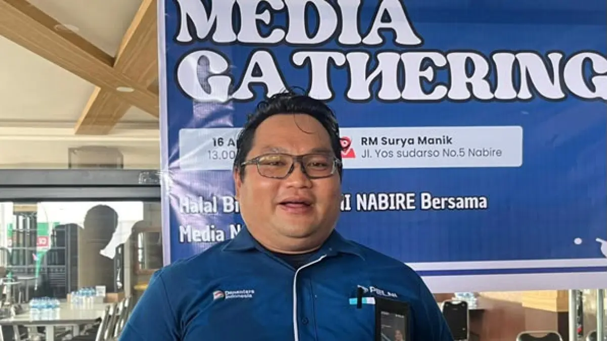 Kepala PELNI Cabang Nabire, Robby Munardi. (CEPOSONLINE.COM/THERESIA F. TEKEGE)