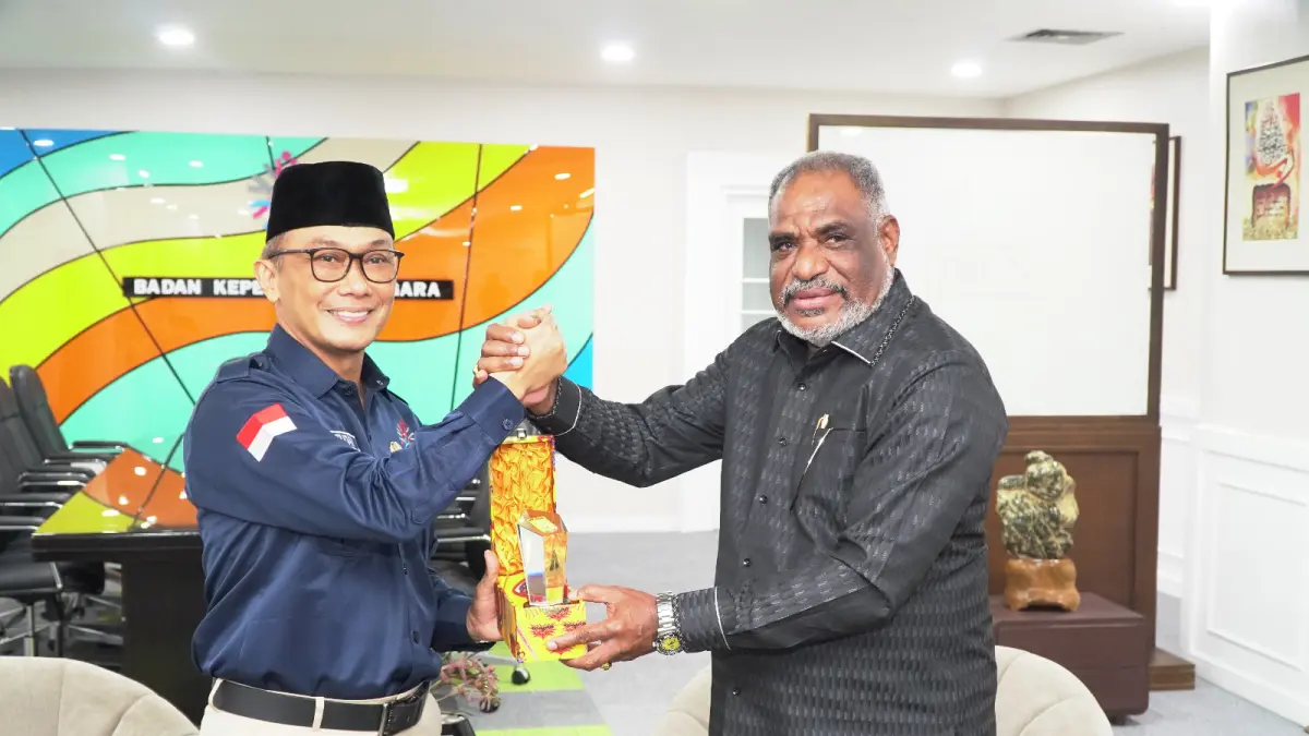 Wali Kota Jayapura, Abisai Rollo saat bertemu langsung Kepala Badan Kepegawaian Negara (BKN) RI, Zudan Arif Fakrulloh, di Kantor Pusat BKN, Cililitan, Jakarta Timur, Selasa (9/6/2026). (CEPOSONLINE.COM/HUMAS PEMKOT).