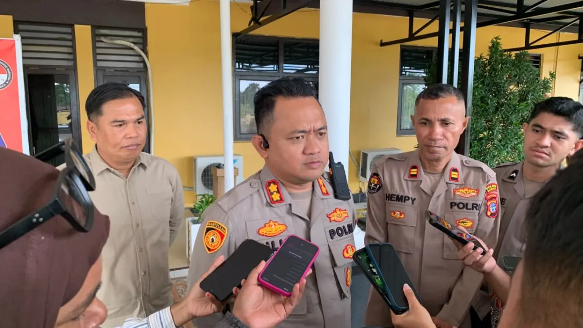 Kapolres Mimika, AKBP Billyandha Hildiario Budiman. (Foto: CEPOSONLINE.COM/MOH. WAHYU WELERUBUN).&nbsp;