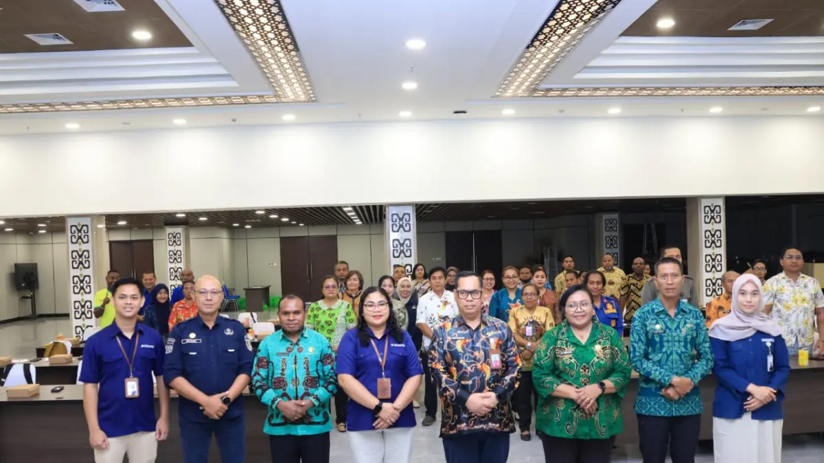 Pemerintah Provinsi Papua Selatan &nbsp;menggelar pertemuan dengan BPJS Tenaga Kerja di ruang rapat Kantor Gubernur Papua Selatan di Salor, Merauke, Kamis (11/6/2026)&nbsp;
(Biro Umum Papsel/Ceposonline.com) &nbsp;