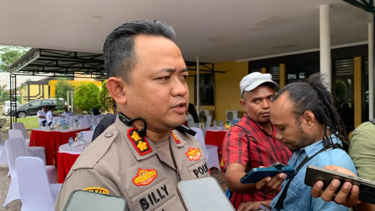 Kapolres Mimika, AKBP Billyandha Hildiario Budiman. (Foto: CEPOSONLINE.COM/MOH. WAHYU WELERUBUN).