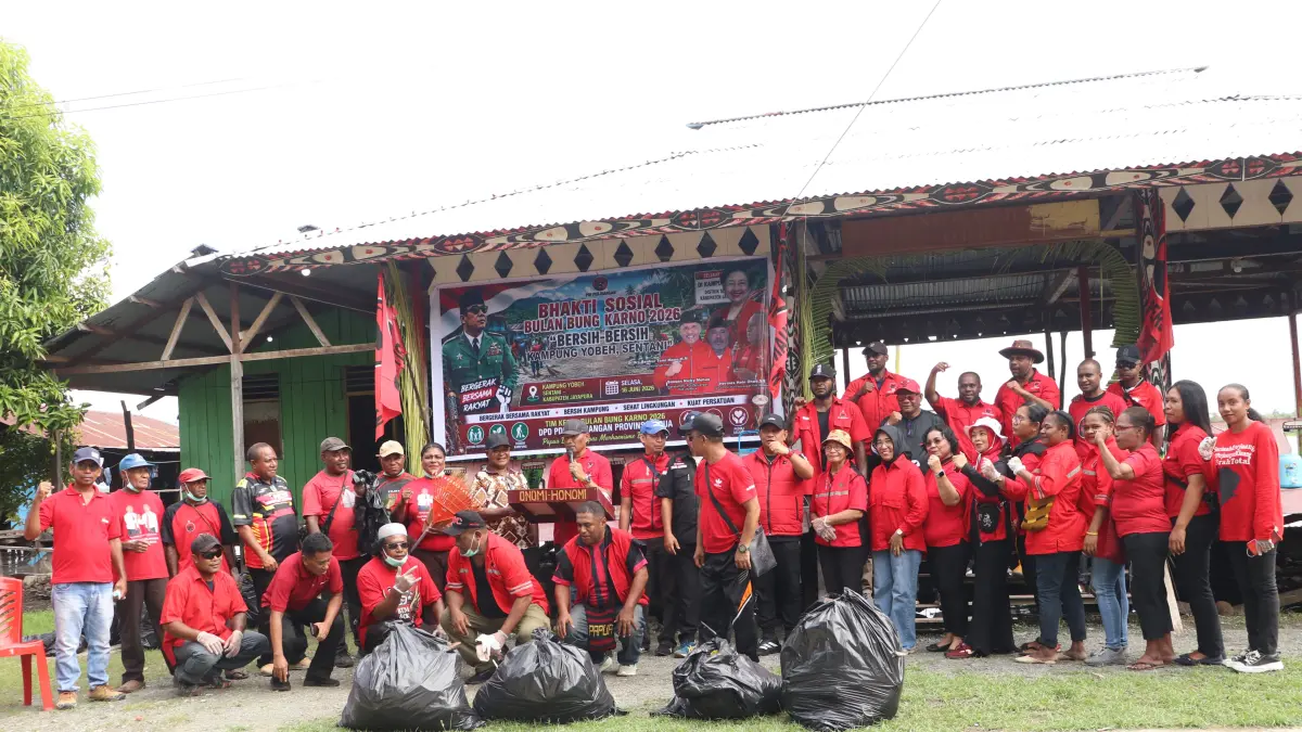 PDIP Papua bersama Jajaran dan masyarakat, saat menggelar bhakti sosial di Kampung Yobeh, Sentani Kabupaten Jayapura, Papua, Selasa (16/6/2026) (CEPOSONLINE.COM/ISTIMEWA)
