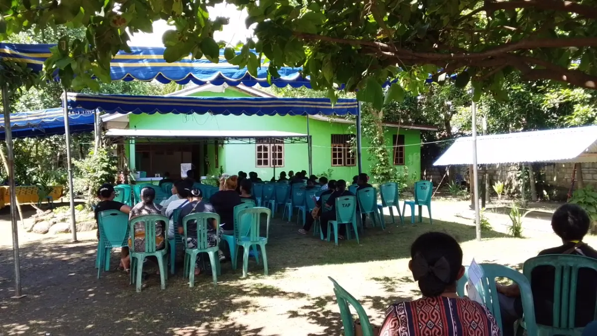 Suasana di rumah duka Dian Elis Oktoviana Puhiri, di BTN Kampung Harapan, Jumat (19/6/2026).
(CEPOSONLINE.COM_Yohana)
