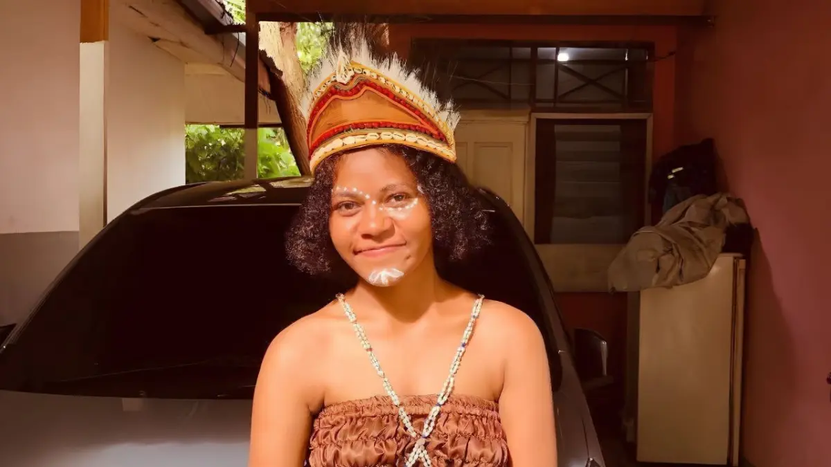 Dian Elis Oktoviana Puhiri. (CEPOSONLINE.COM/DOK FACEBOOK DIAN PUHIRI).