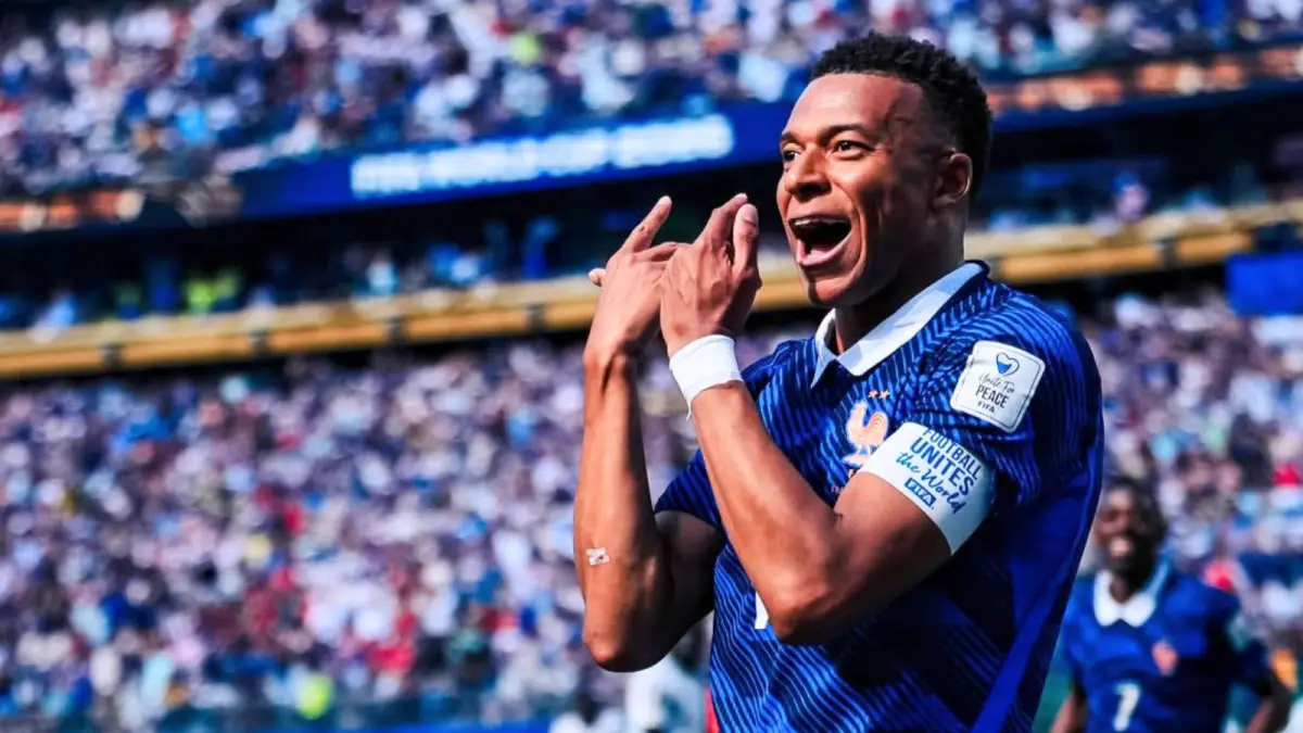 Mbappe Mengamuk, Prancis Hancurkan Irak 3-0
