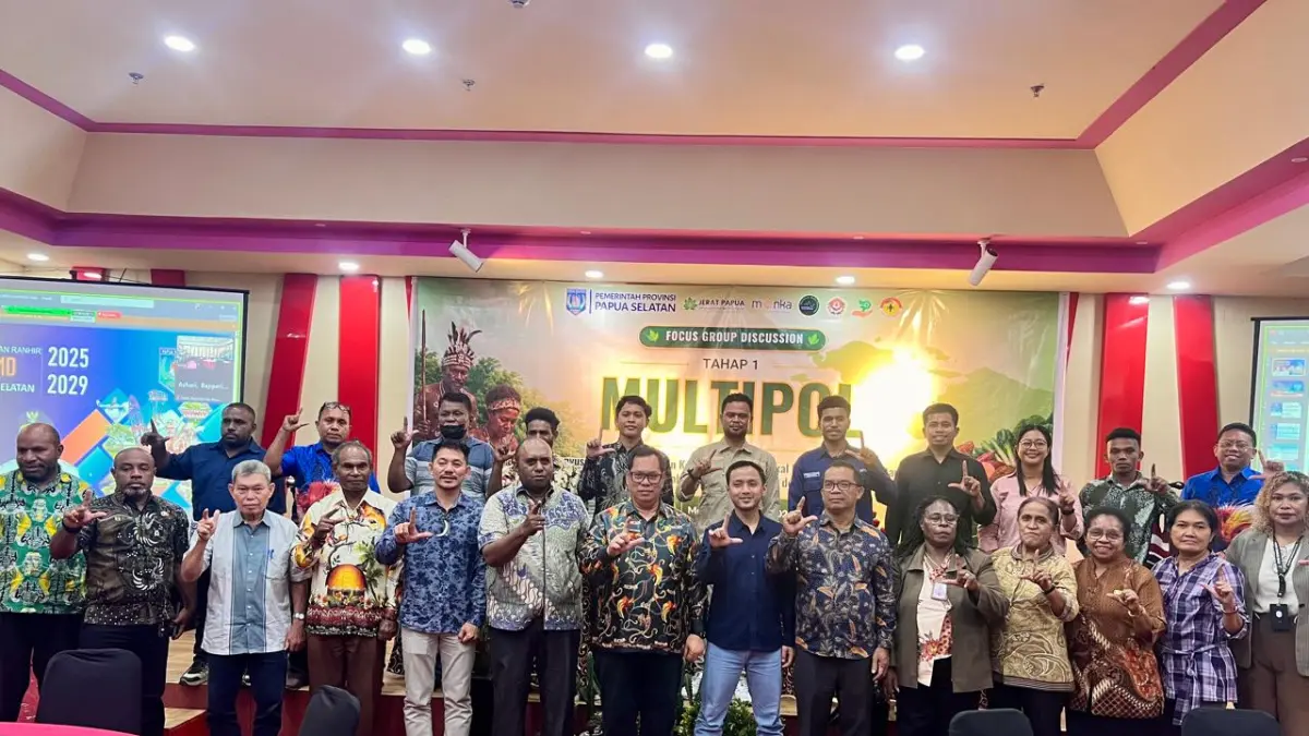 FGD Tahap I Multipol dalam rangka mewujudkan ketahanan pangan sekaligus mendukung mitigasi perubahan iklim yang selaras dengan target FOLU Net Sink 2030 di Hotel Halogen Merauke, Kamis (25/6/2026).
(Biro Umum Papsel/Ceposonline.com)&nbsp;