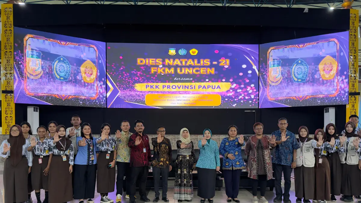 Ketua Tim Penggerak PKK Provinsi Papua, Ny. Ra