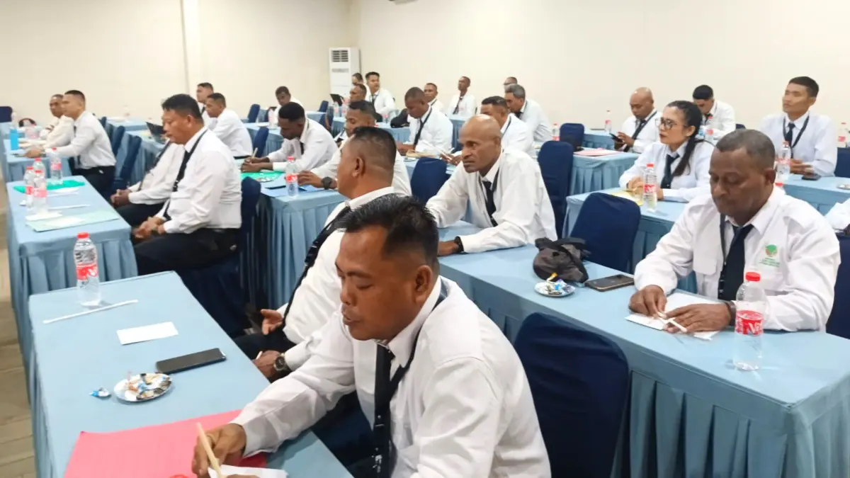 Brigade Manggala Agni saat mengikuti pelatihan dalam upaya pencegahan dan pengendalian kebakaran hutan dan lahan di Merauke, Senin (29/6/2026).&nbsp;
(Ceposonline.com/Sulo) &nbsp;