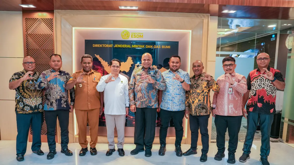 Gubernur Papua, Matius D. Fakhiri dalam serangkaian pertemuan dengan jajaran Kementerian Energi dan Sumber Daya Mineral di Jakarta, Selasa (30/6/2026). (CEPOSONLINE/COM/HUMAS PEMPROV).