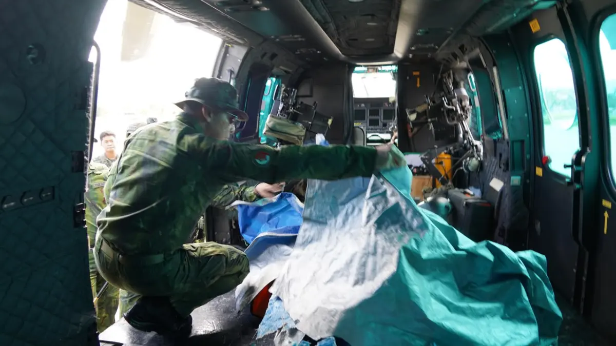 Jenazah saat tiba di Timika, Jumat (3/7/2026). (Foto: Koops TNI Habema).&nbsp;