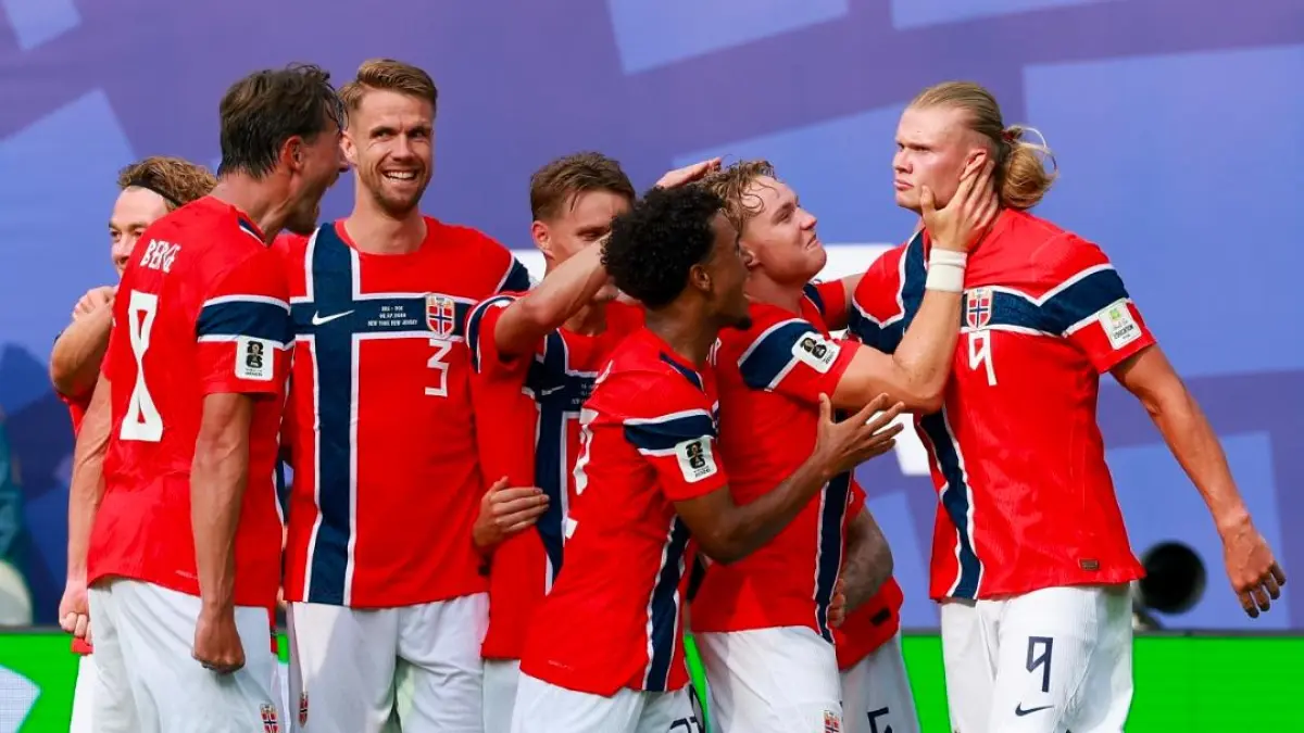 Haaland mencetak dua gol ke gawang Brasil. (X) 