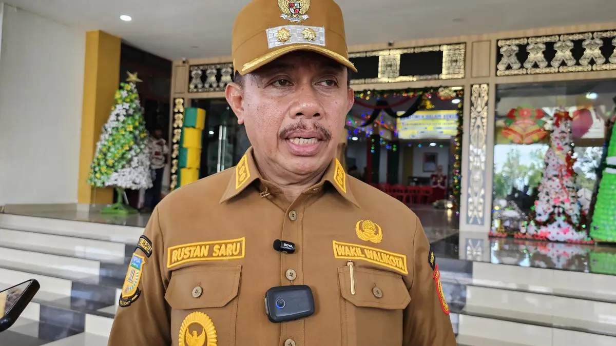 Wakil Wali Kota Jayapura, Rustan Saru. (CEPOSONLINE.COM/HANS PALEN).