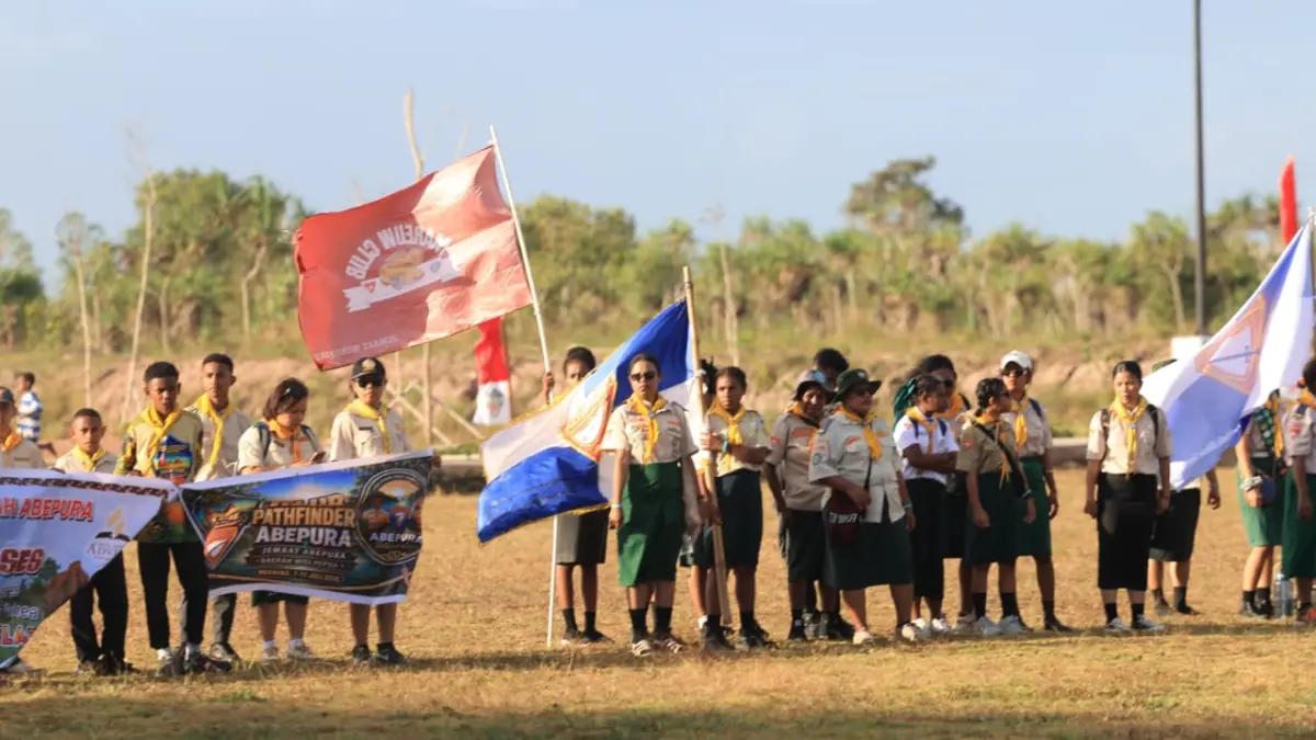 Pembukaan Adventist International Arafura Pathfinder Camporee (IYAK MBE) 2026 di halaman Kantor Gubernur Papua Selatan, di Salor, Kurik, Merauke, Selasa (7/7/2026)&nbsp;

(CEPOSONLINE.COM/Biro Umum Papsel)&nbsp;