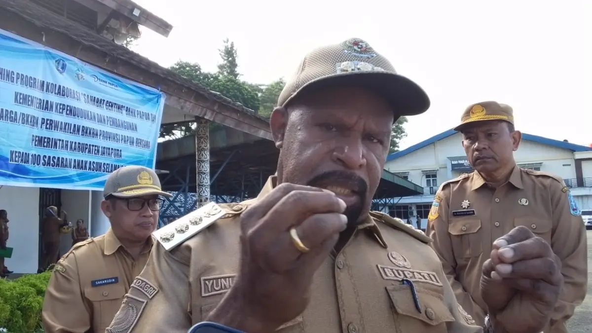 Bupati Jayapura, Yunus Wonda.
(CEPOSONLINE.COM/ROHANA WENGGI)