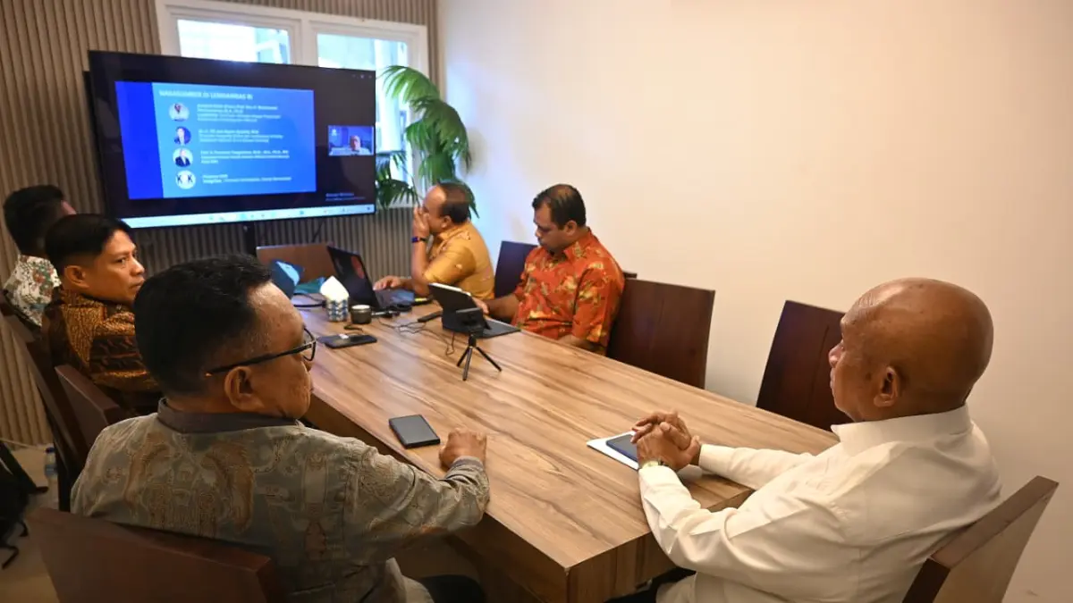 Bupati Markus Octovianus Mansnembra, SH.,MM saat mengikuti Executive Preview Kursus Pemantapan Pimpinan Daerah (KPPD) Angkatan III Tahun 2026, Senin (13/7/2026). (ISTIMEWA/CEPOSONLINE.COM)