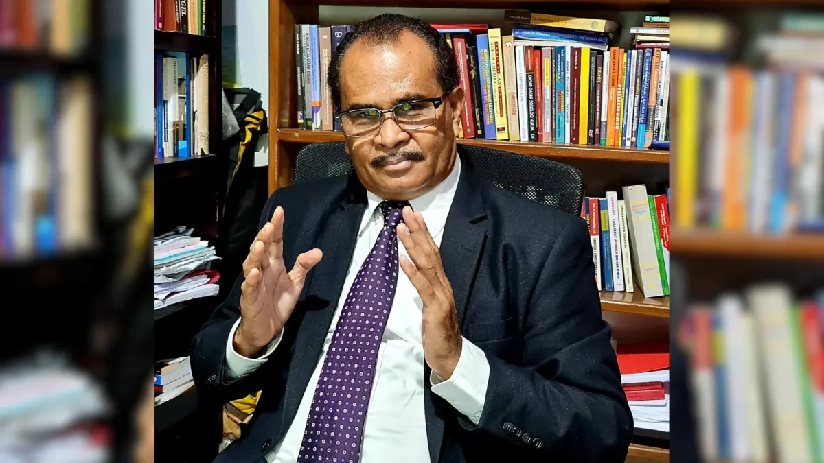 Dr. Anthon Raharusun, Direktur Papua Anticorruption Investigation, (CEPOSONLINE.COM/ISTIMEWA)&nbsp;
