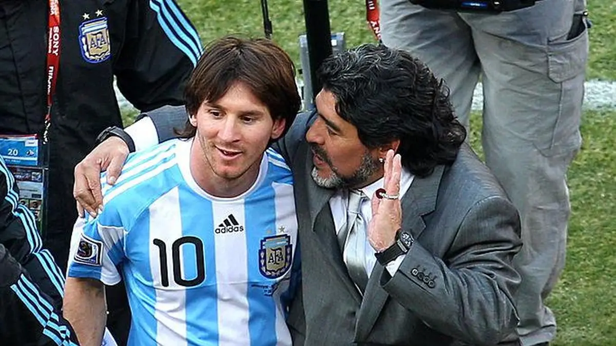 Maradona dan Messi.