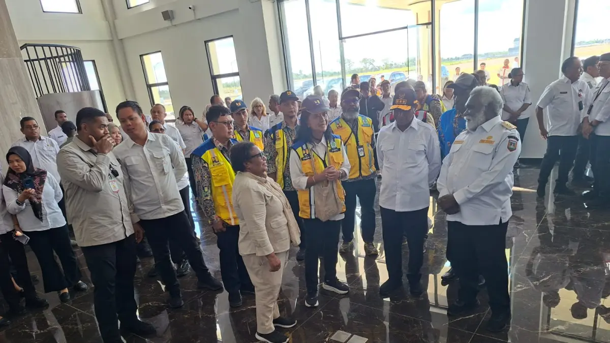 Gubernur Papua Apolo Safanpo dan Wagub Paskalis Imadawa saat menerima kunjungan Wamendagri Ribka Haluk dan Wamen PU Diana Kusumastuti, di Kantor Gubernur Papua Selatan, Salor Merauke, Rabu (15/7/2026).(CEPOSONLINE.COM/BIRO UMUM PAPSEL)