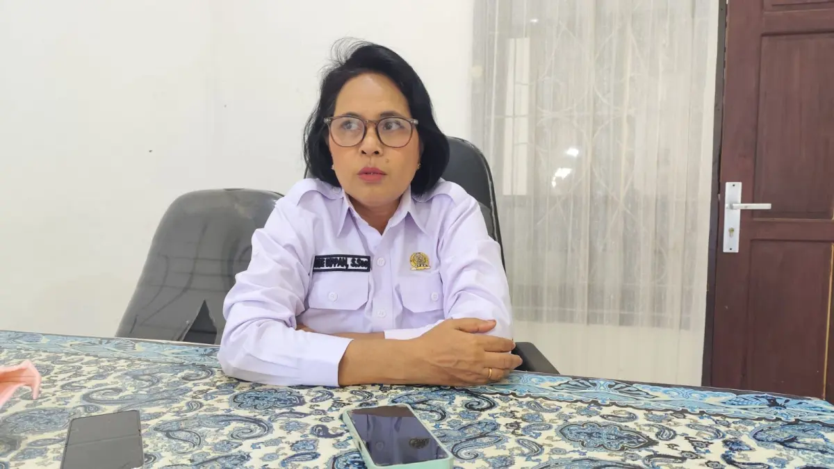 Ketua DPRK Waropen, Yeneke Suryana Ketsya Dippan. (CEPOSONLINE.COM/ISMAIL)