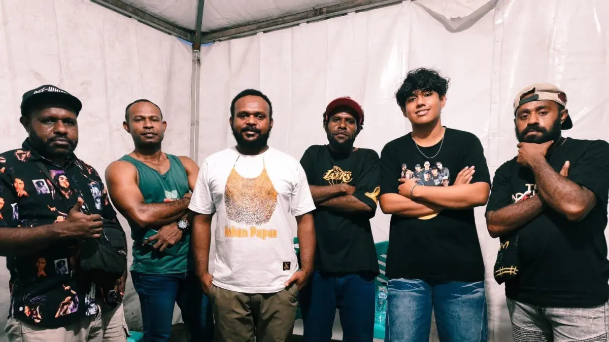 Personel Amoye Band di Papua Tengah. (CEPOSONLINE.COM/ISTIMEWA)
