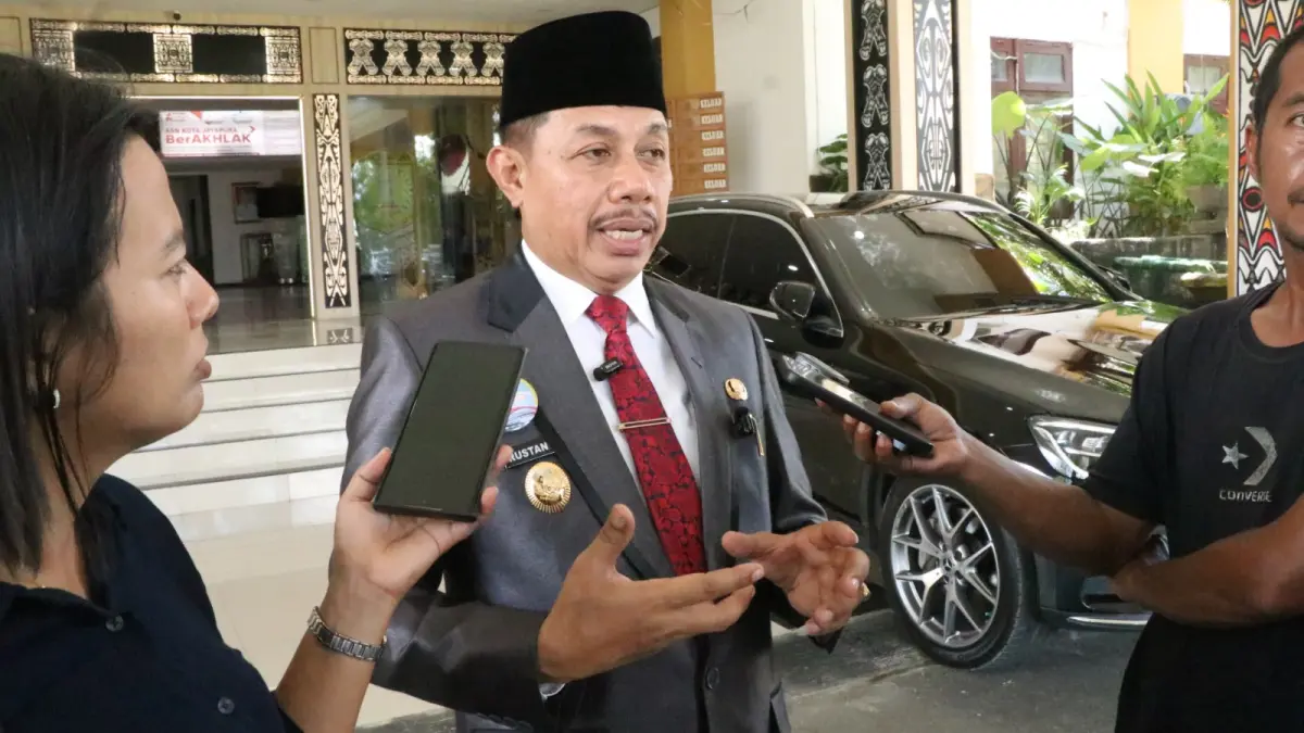 Rustan Saru (Takim/Cenderawasih Pos)
