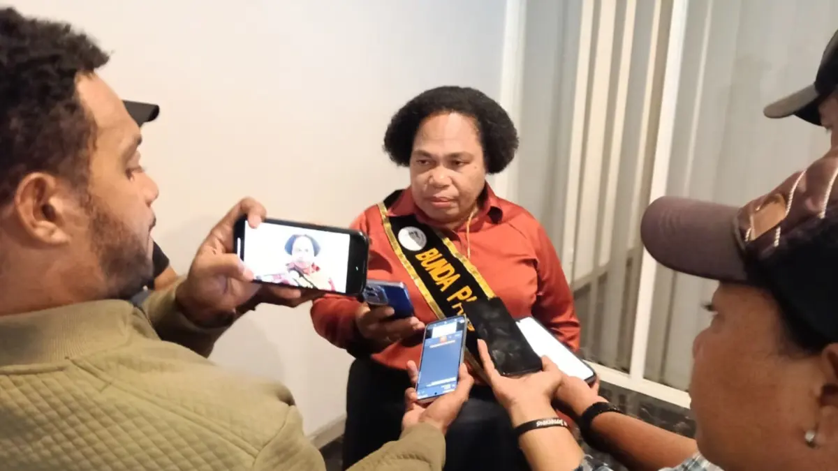 Bunda PAUD Kota Jayapura, Nerlince Wamuar Rollo.(CEPOSONLINE.COM/MUSTAKIM ALI)